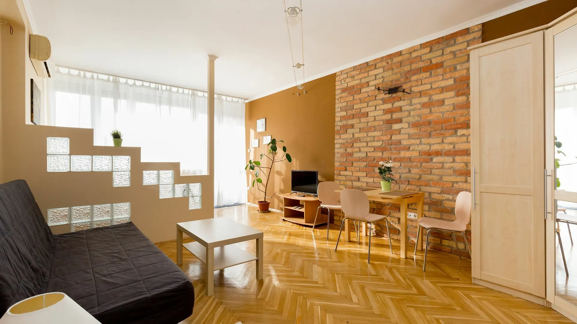 Bpm - East Station Apartments Budapeşte