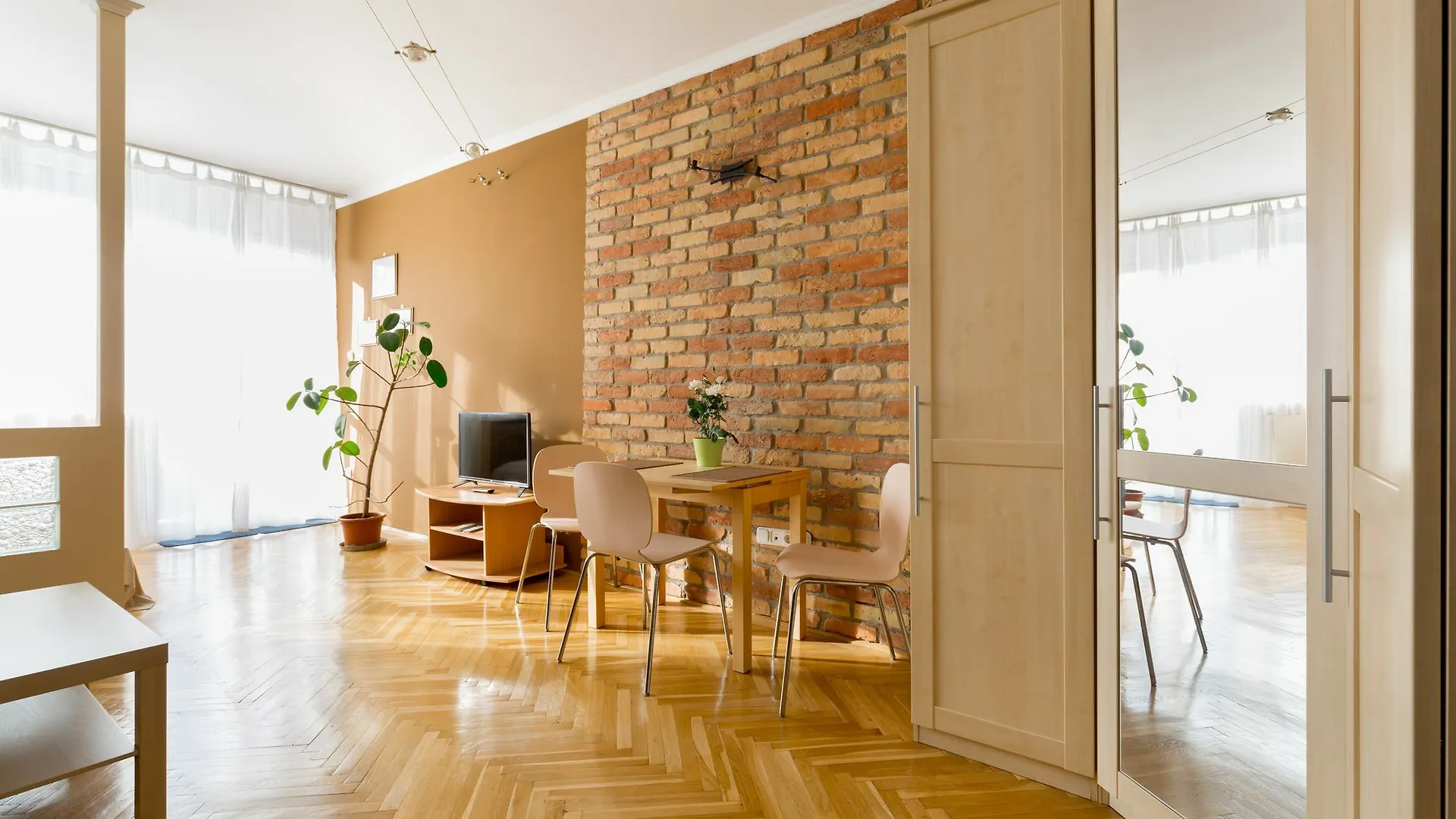 Bpm - East Station Apartments Budapeşte